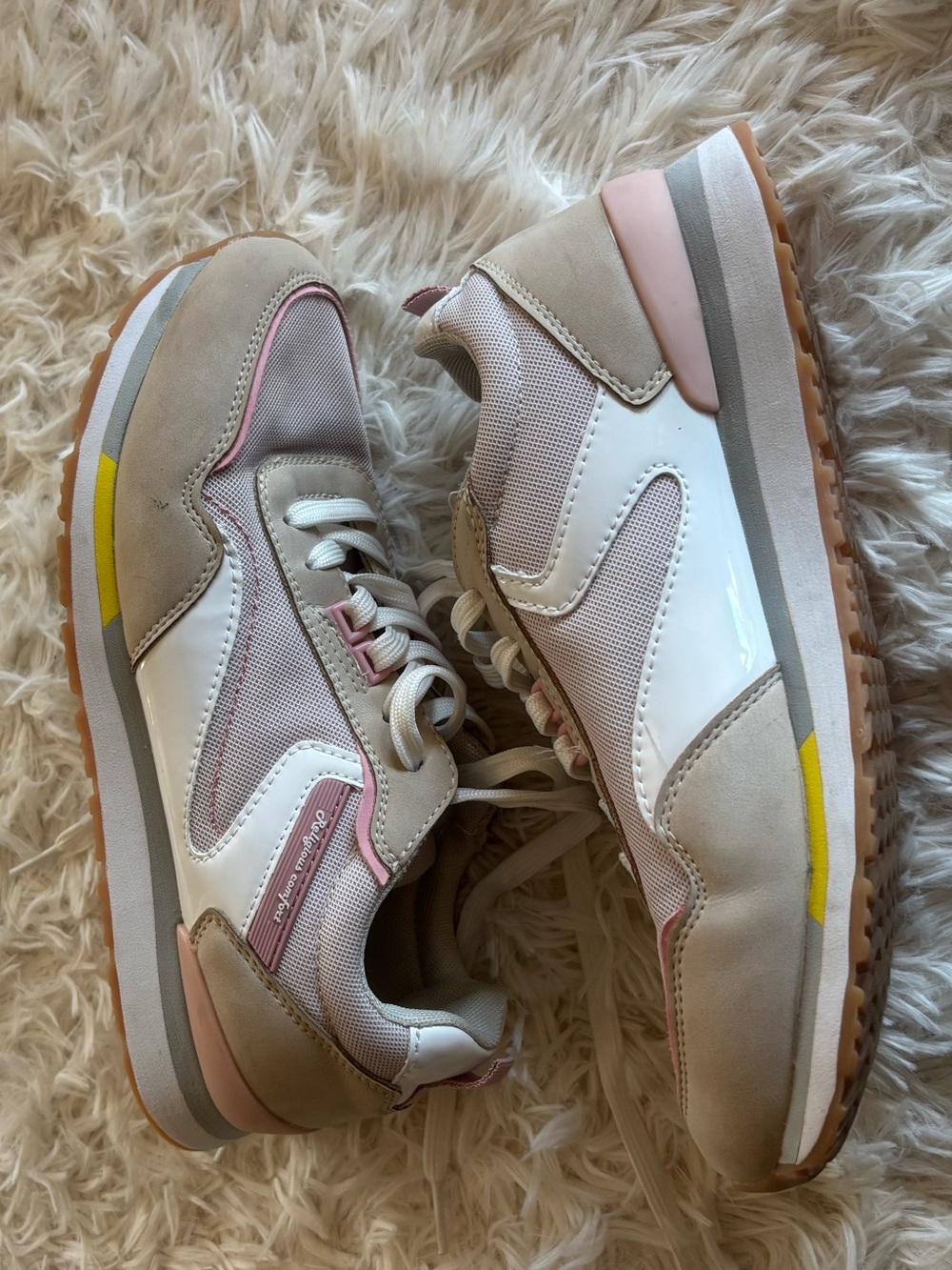 Religious Comfort neutral street sneakers size 8